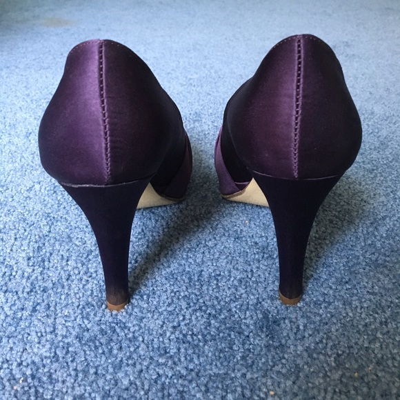 Michelangelo Diana lapis heels with crystal accent - Picture 5 of 6